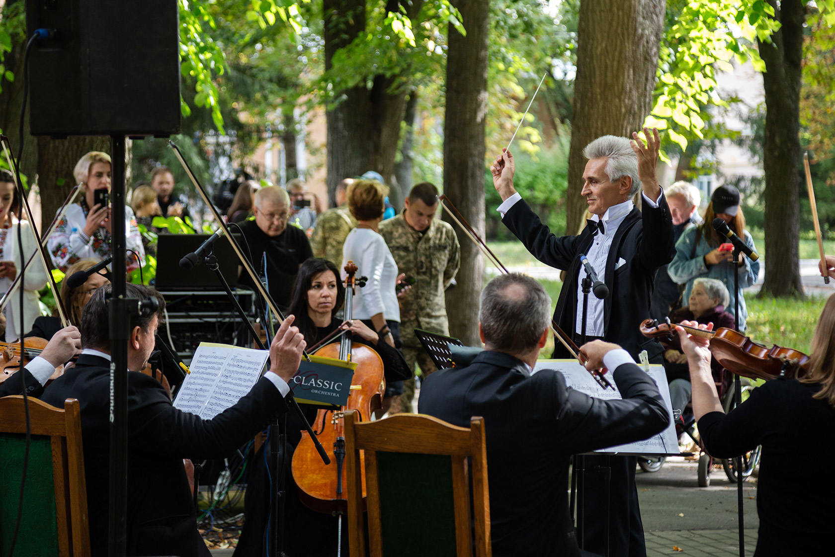 киевские оркестры. оркестр театра оперетты состав. киевские оркестры. паганини концерт для скрипки с оркестром 2. Sound orchestra.