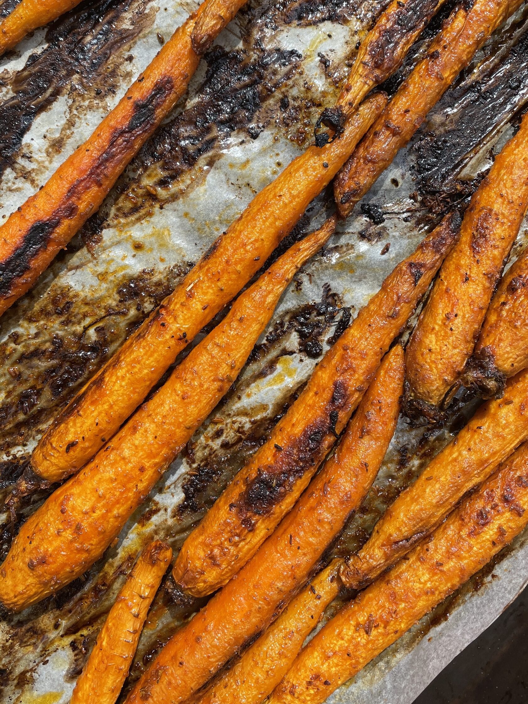 Шаги приготовления запеченной моркови: