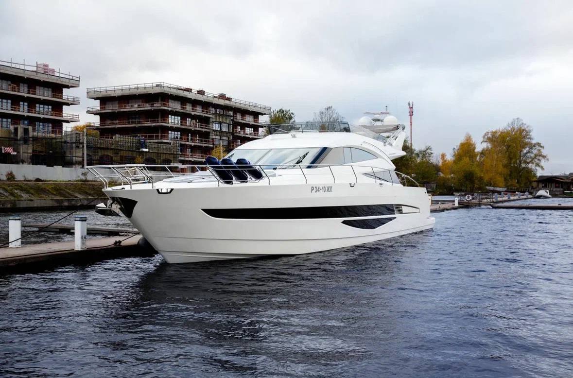 Яхта Galeon 640 — фото 2 для аренды в СПб