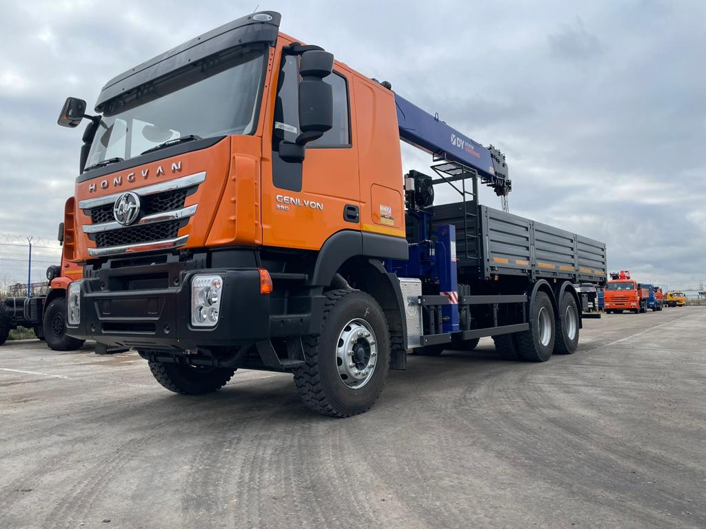 Грузовой бортовой камаз 65117. Volvo fmx. Грузовики и спецтехника с пробегом. Грузовики и спецтехника с пробегом. Freightliner century class s/t.