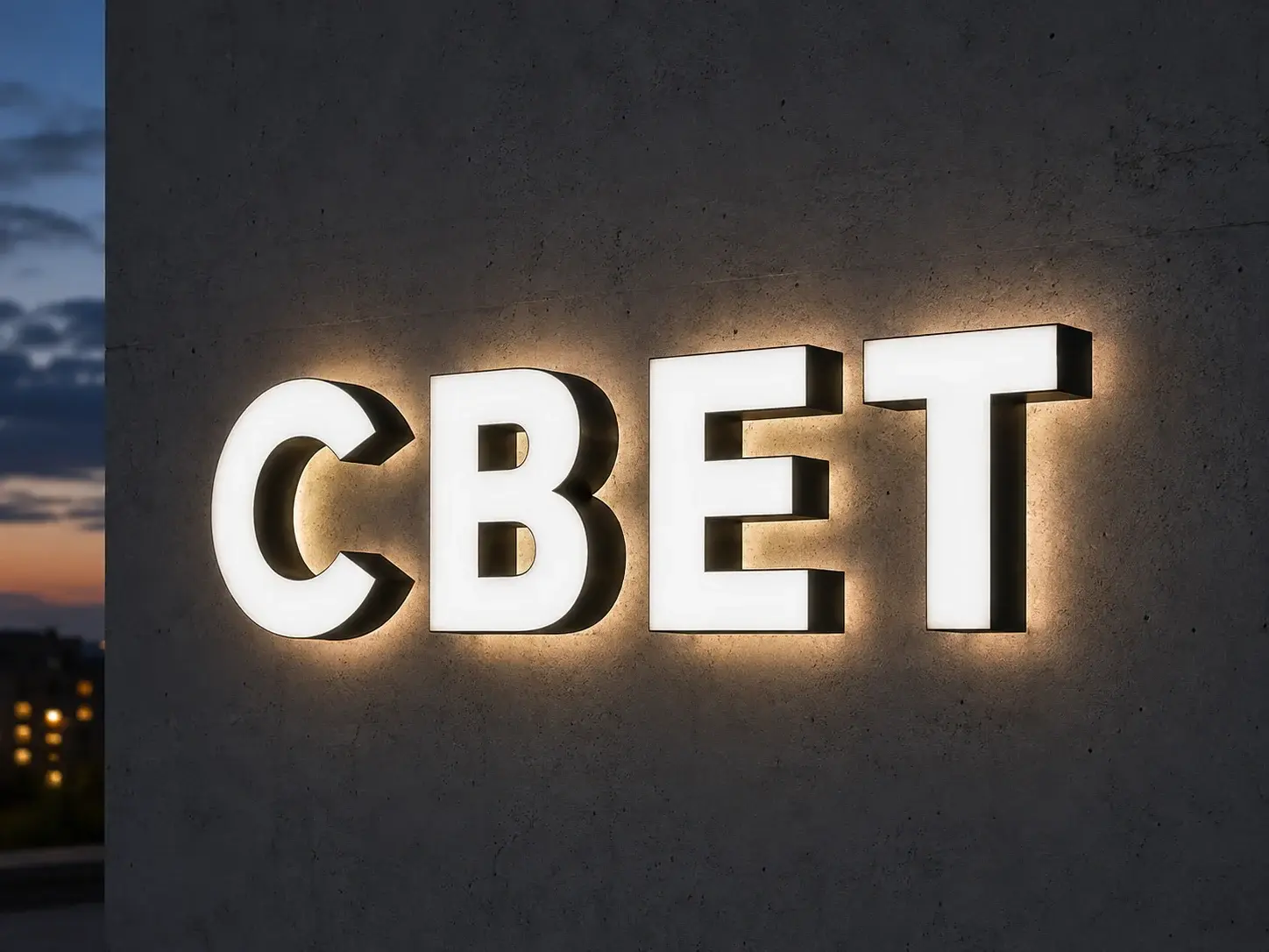 Металлические буквы с контражурной подсветкой: lit both