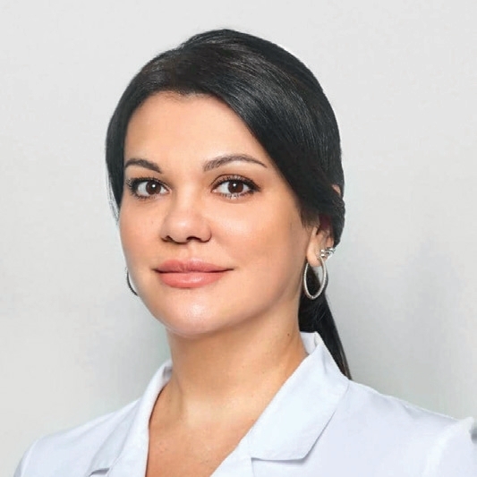 Марина Будник, врач-косметолог, дерматолог, эксперт инъекционных и аппаратных методик, участник международных конгрессов, эксперт в удалении новообразований