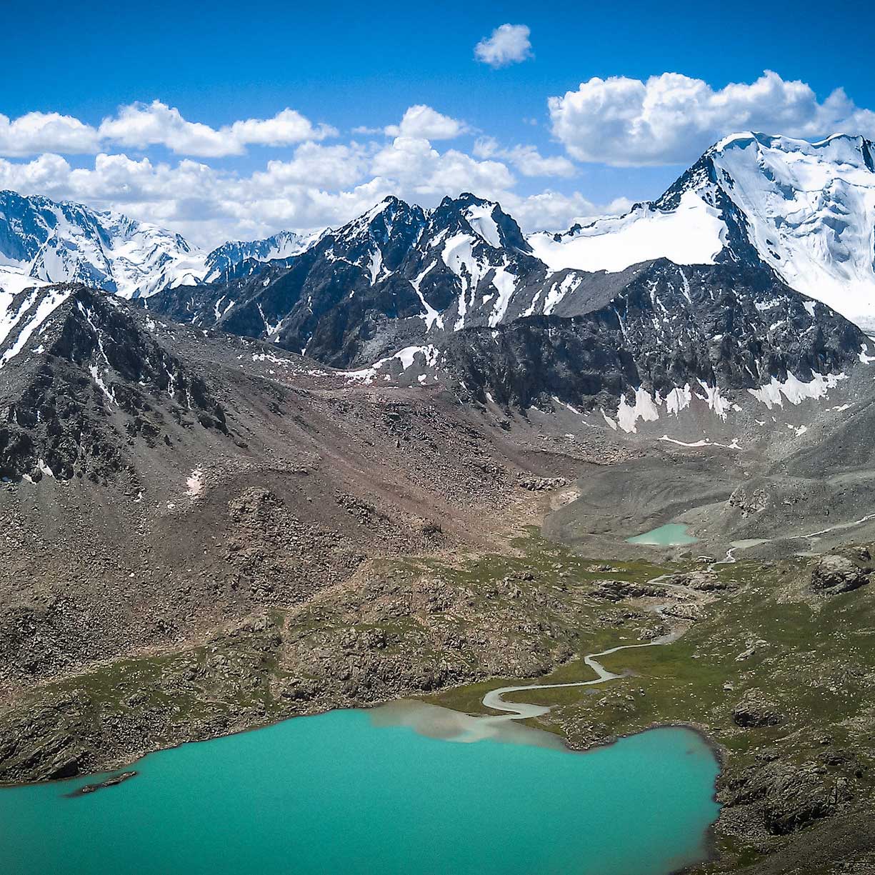 Гора Алатау Киргизия
