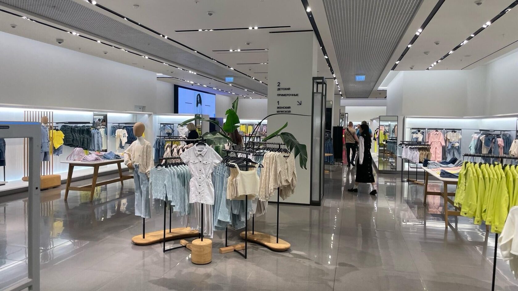 Торговая мебель Калининград