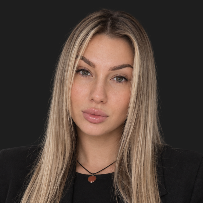 Анна Сальникова