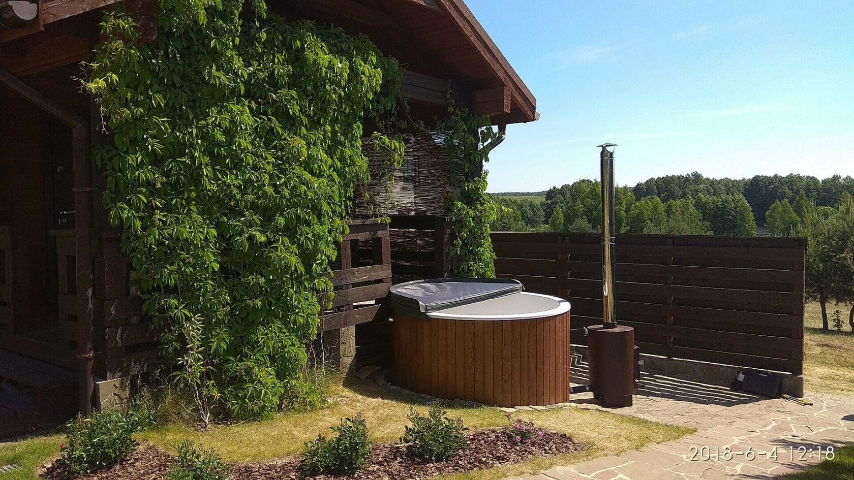 композитная купель на участке