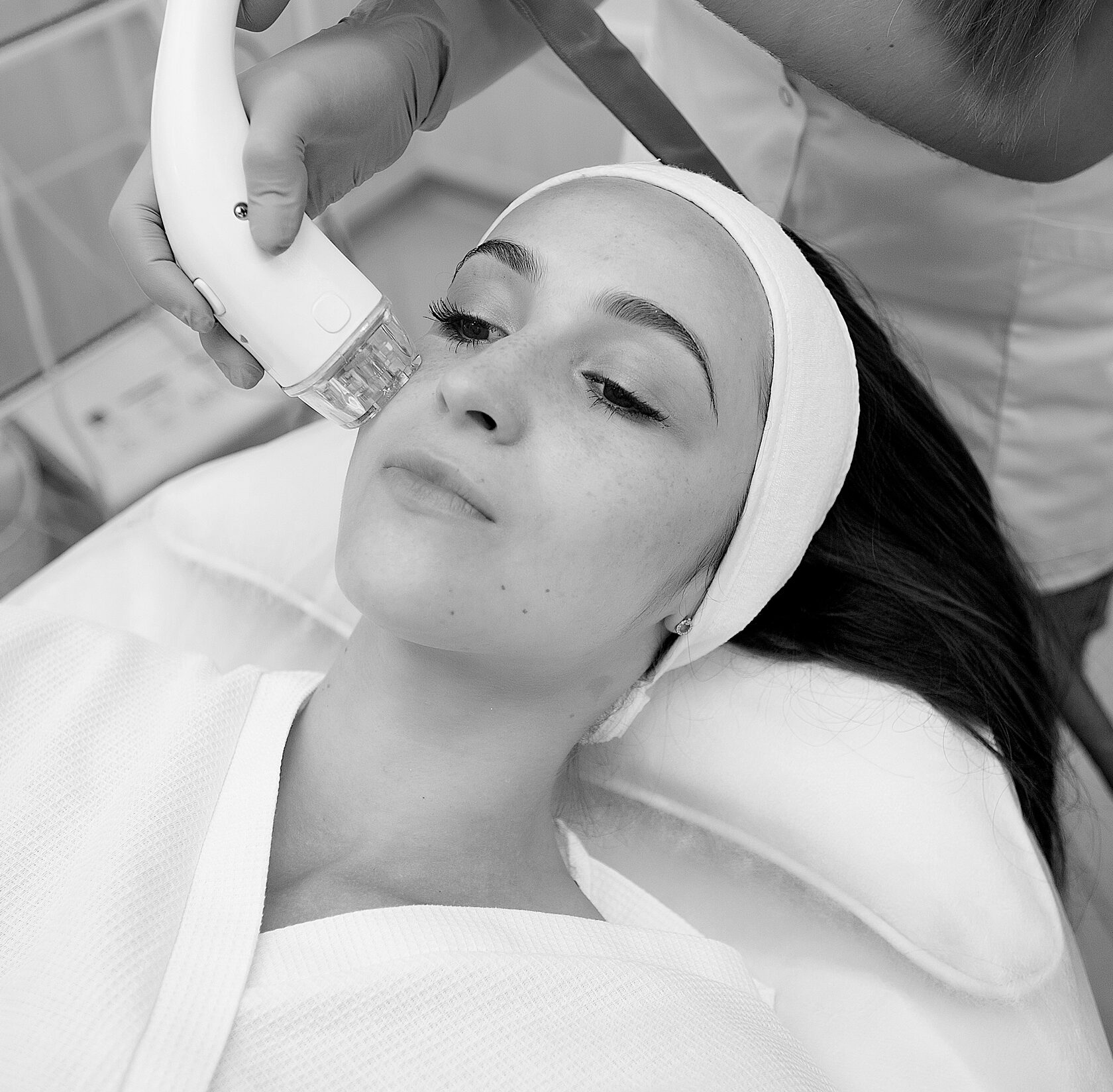 Процедура лпджи. Процедуры красоты картинки. Элос омоложение. Процедуры для лица летом. Процедуру на 5 10.