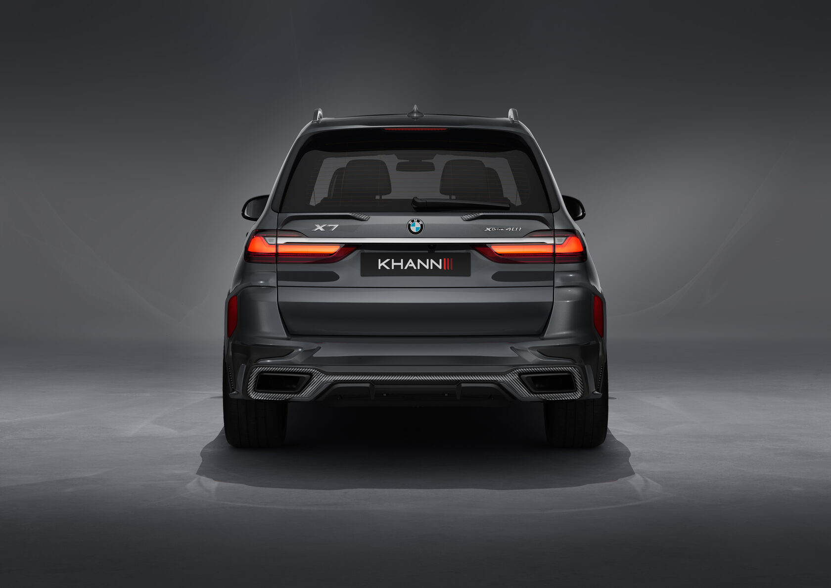 Обвес khann. BMW x7 Khann. Обвес BMW x7 g07 Khann. БМВ Хан обвес.