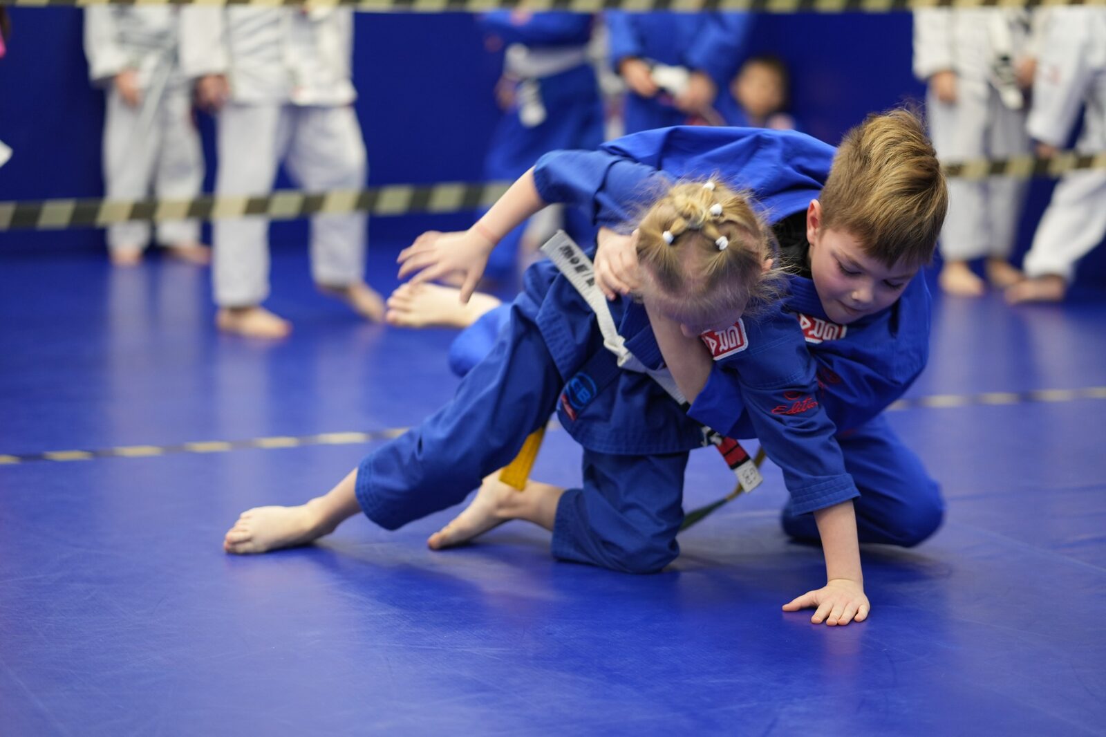Детская тренировка по бразильскому джиу-джитсу в Gracie Barra Озерки, Санкт-Петербург