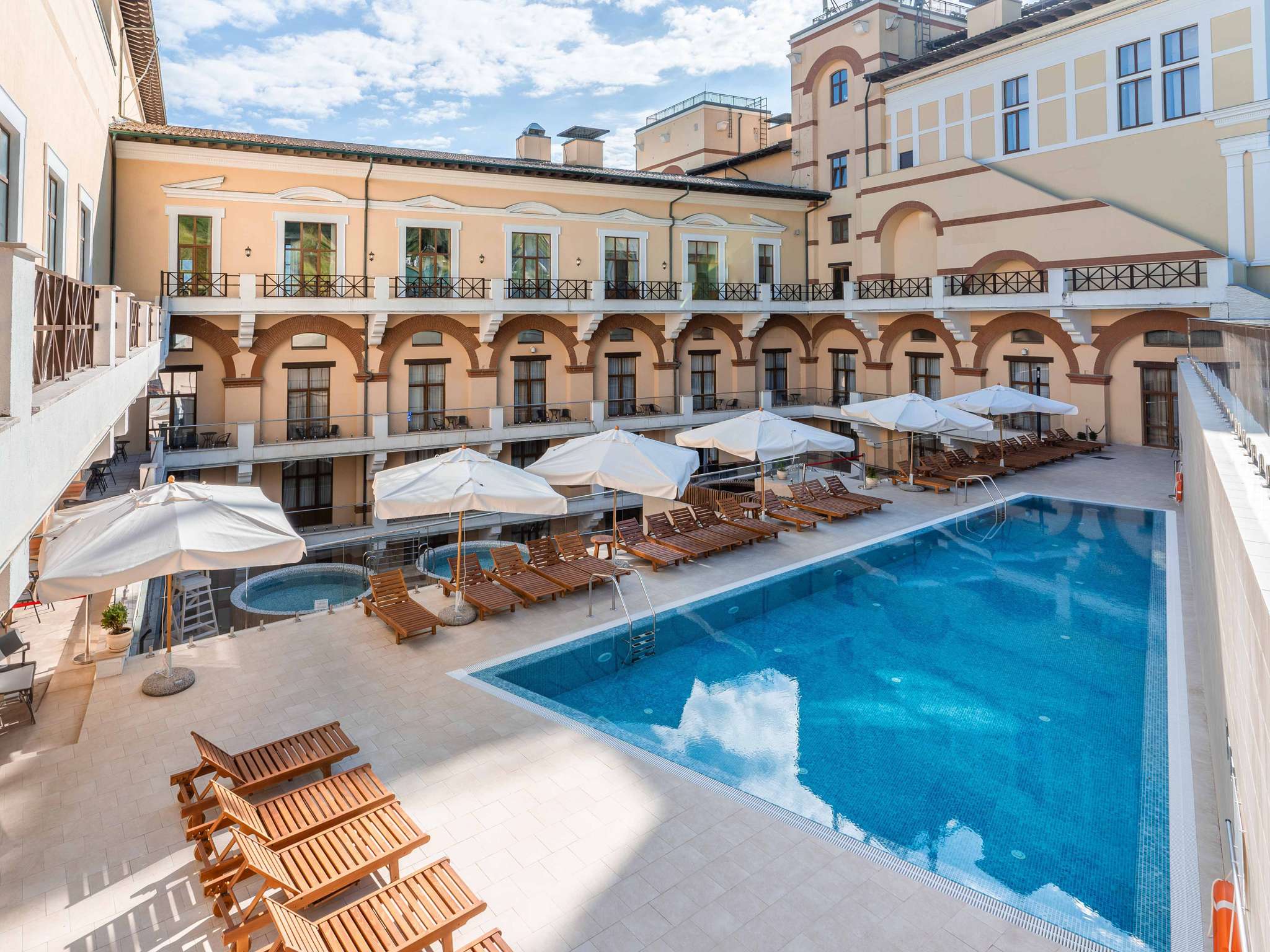 NOVOTEL RESORT and spa KRASNAYA POLYANA 5* 