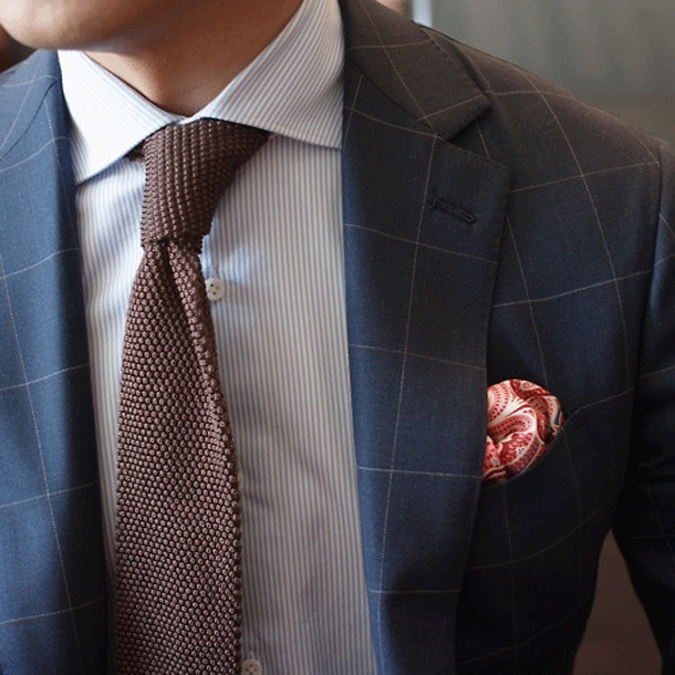 Вязаные галстуки на фото: как и с чем носить аксессуар | GQ Россия