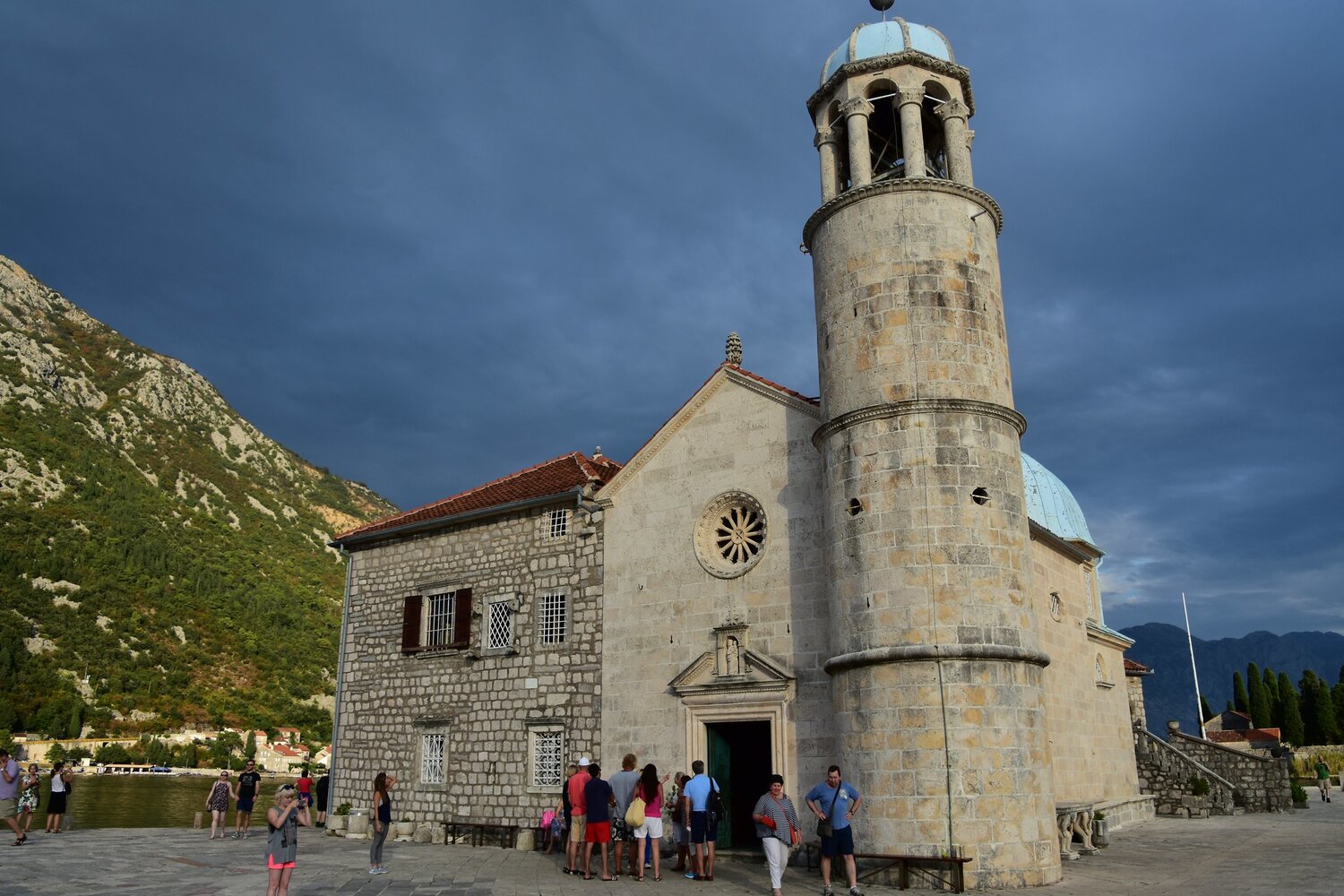 Guide-to-our-lady-of-the-rocks-in-perast-montenegro