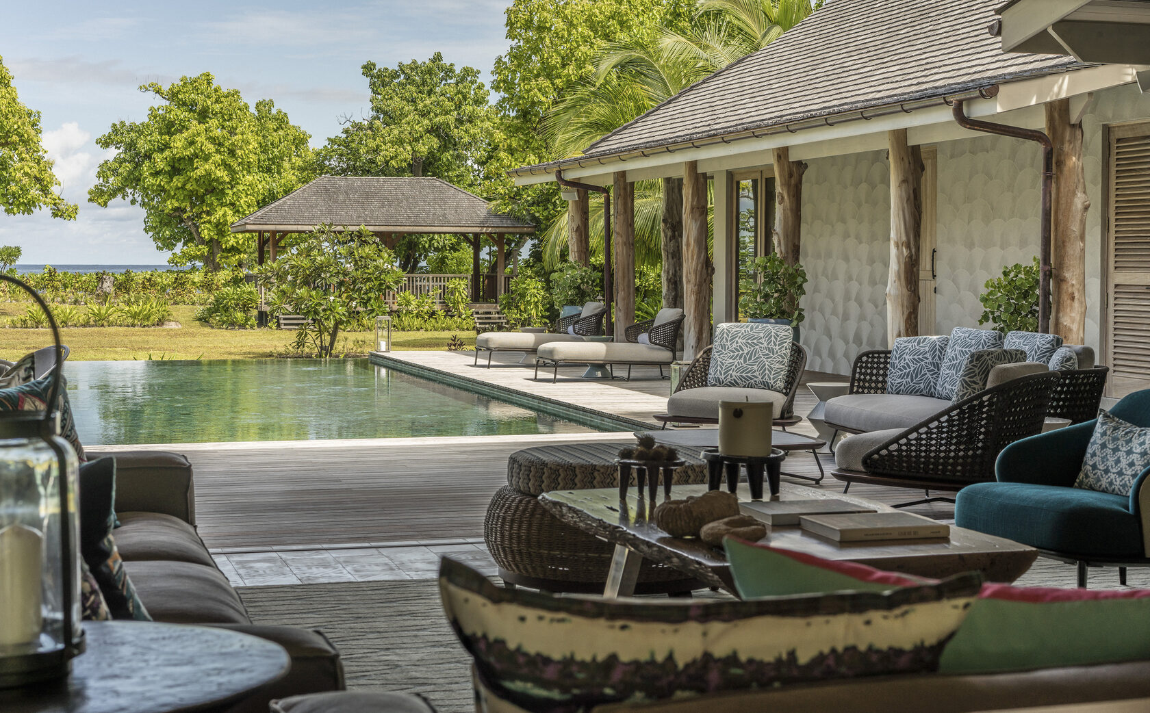 Президентская вилла с пятью спальнями в Four Seasons Resort Seychelles at Desroches Island