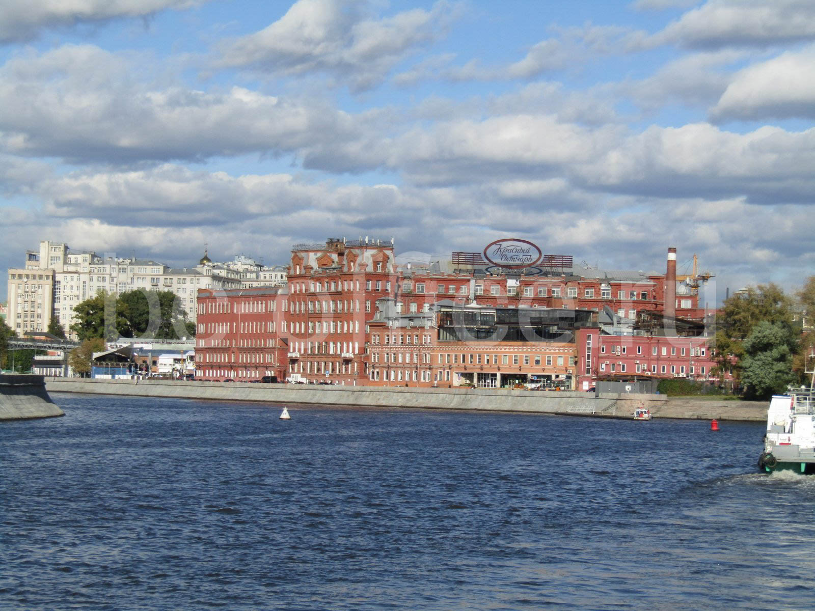 Москва музей машин берсеневский переулок. Красный октябрь Берсеневская набережная. Берсеневская набережная красный октябрь 6/3. Г. Москва, Берсеневская набережная, 6/3. Берсеневская наб. 6 стр 3, Москва красный октябрь.