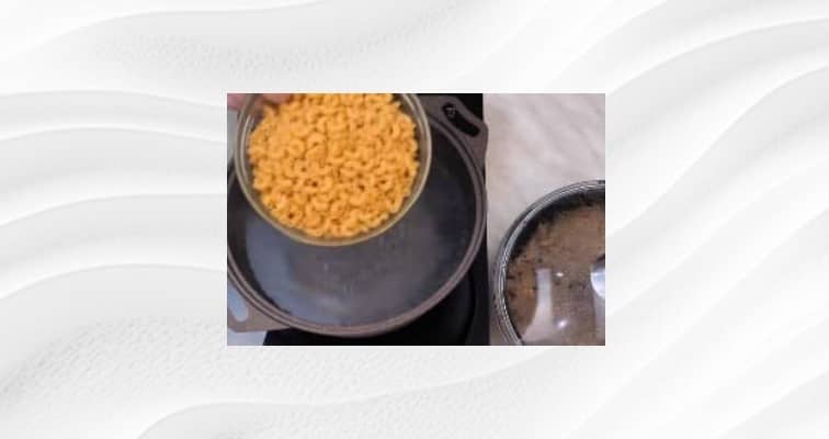 Приготовление макарон по-флотски с фаршем и луком: шаг 8