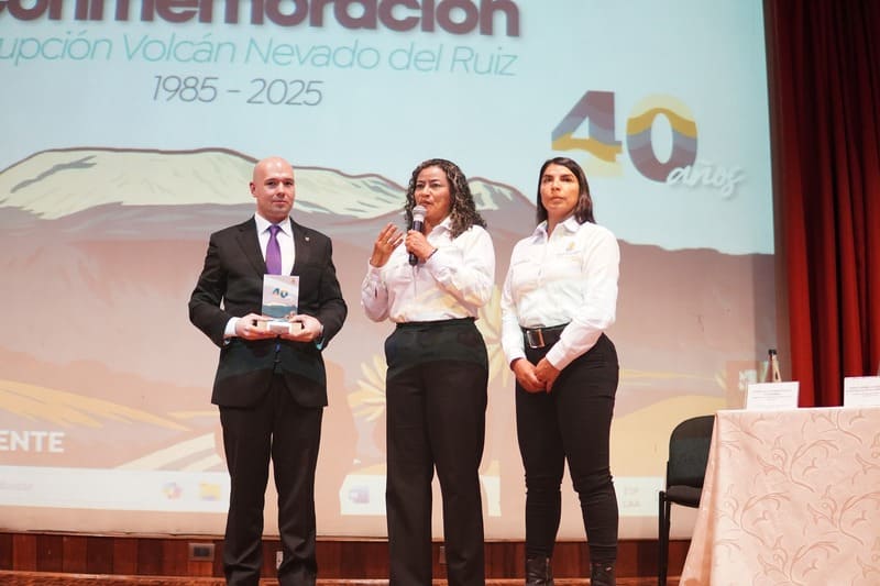 La UCM recibe reconocimiento por su compromiso con la gestión del riesgo en Caldas