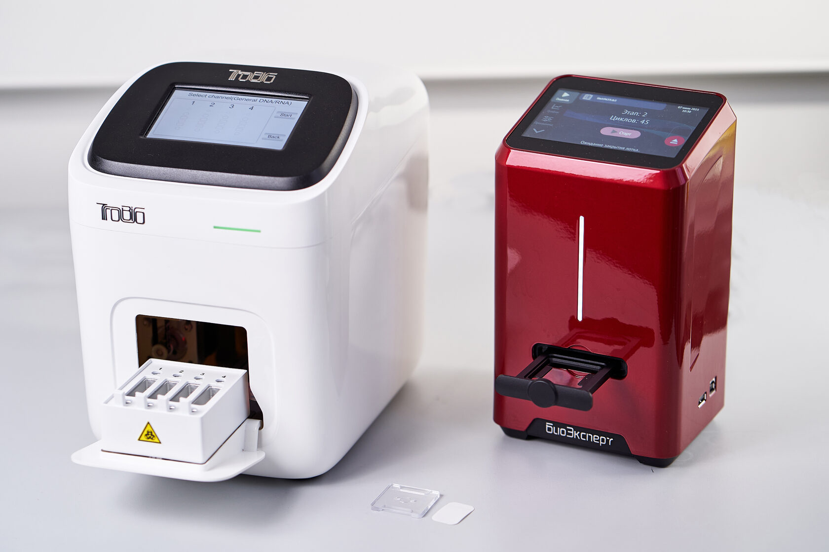 The first portable real-time PCR nucleic acid analyzer based on microfluidic cartridge technology delivery options -- BioExpert by Trobio