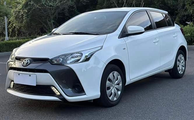 Toyota Yaris L