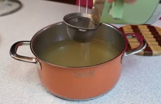 Приготовление «Ленинградского» рассольника с перловкой: шаг 4