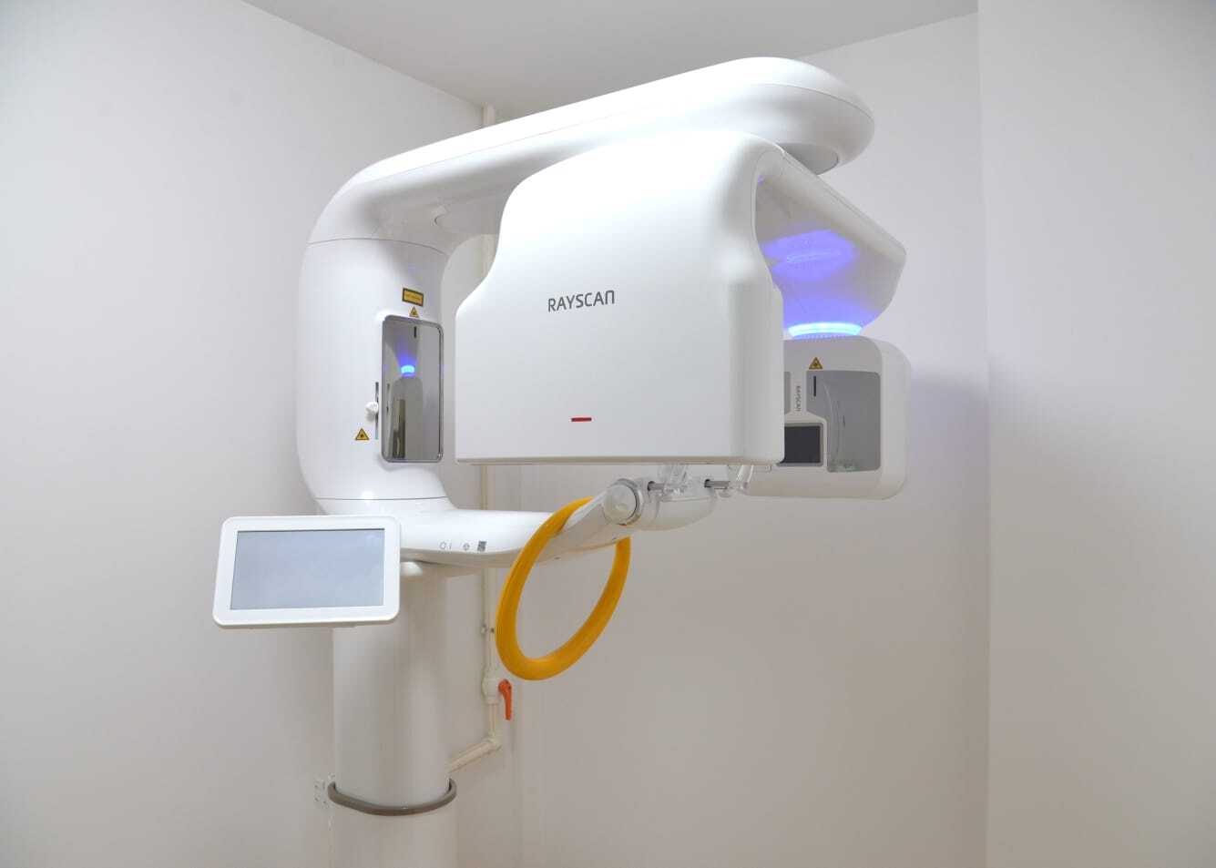 современное оборудование в китайской зубной клинике