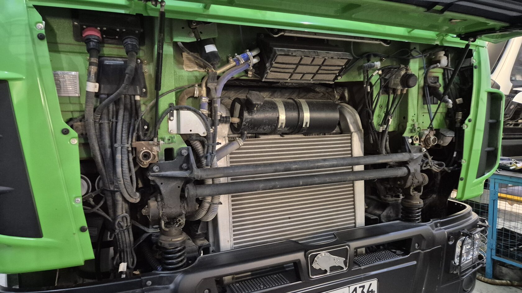 Ремонт мусоровоза МАЗ