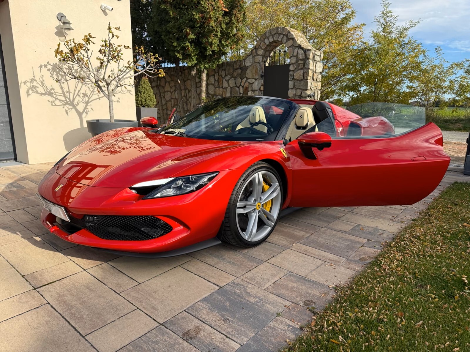 Ferrari 296 GTS — representative model image