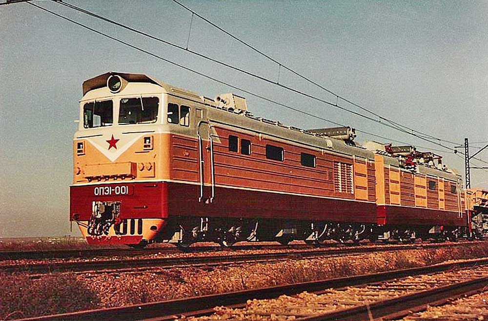 Тяговый агрегат ОПЭ1