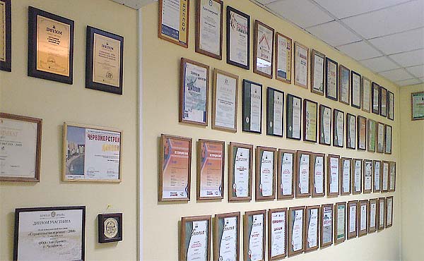 Боб и кудри красноярск. Боб и кудри красноярск. Боб и кудри красноярск. Кудри из косичек на средние волосы. Боб и кудри красноярск адрес.