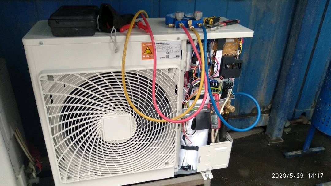 Ремонт кондиционера. Замена электронной платы на универсальную. - YouTube