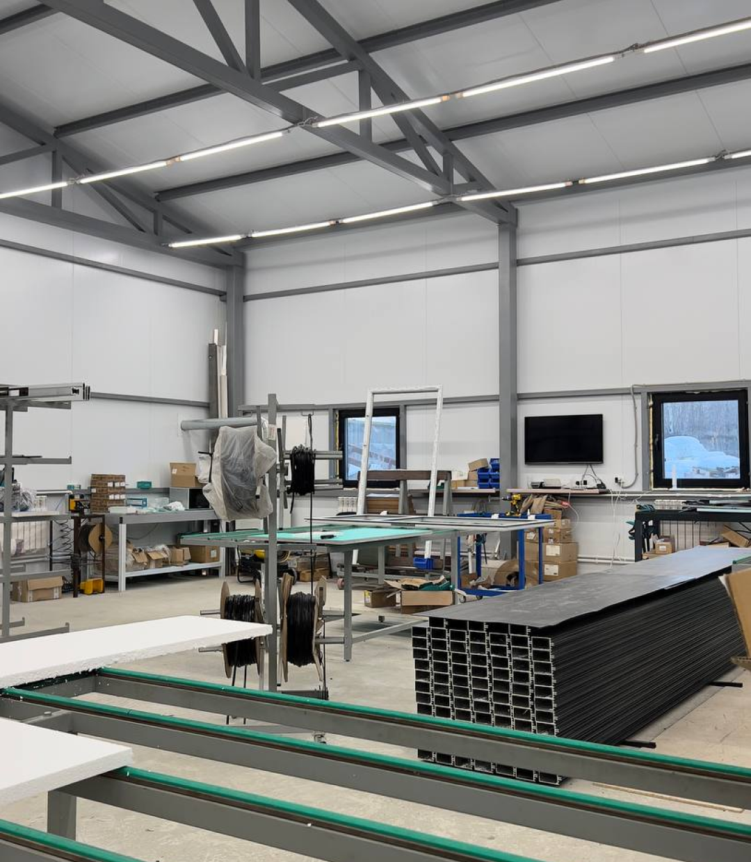 ЦЕХ 52 - Производство и монтаж алюминиевых конструкций: окна, двери ...