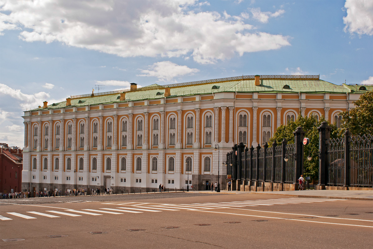 Московский фонд. Оружейная палата в Кремле. Оружейная палата Московского Кремля. Оружейная палата Кремля здание. Оружейная палата. 1844-1851. Арх. к.а. тон.