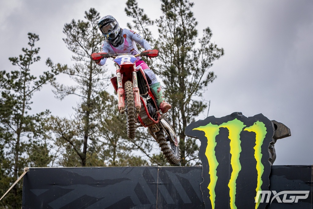 Киара Фонтазени побеждает, Ван Друнен лидирует в чемпионате WMX