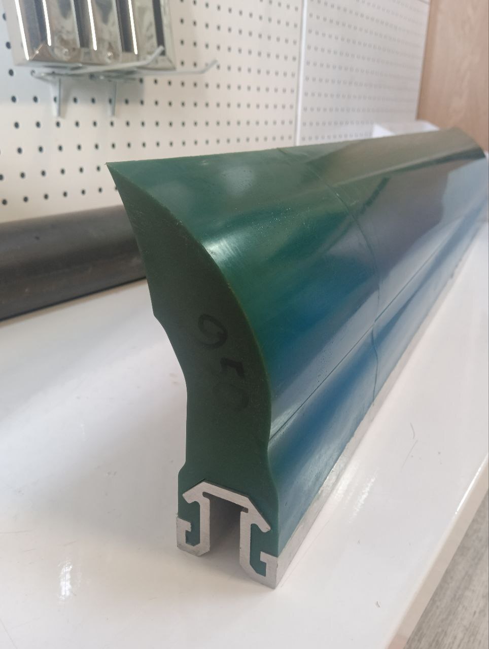 Скребок для тяжелых условий