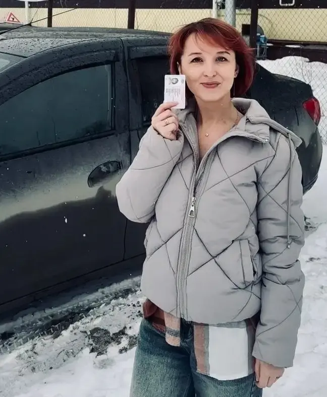 Новоселова Елена — выпускница автошколы «Учебный центр»