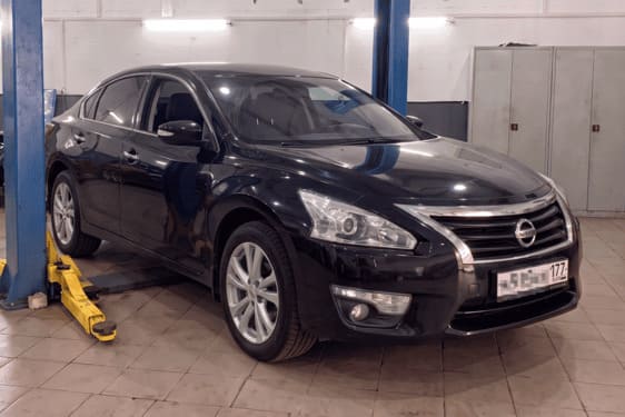 Nissan Teana