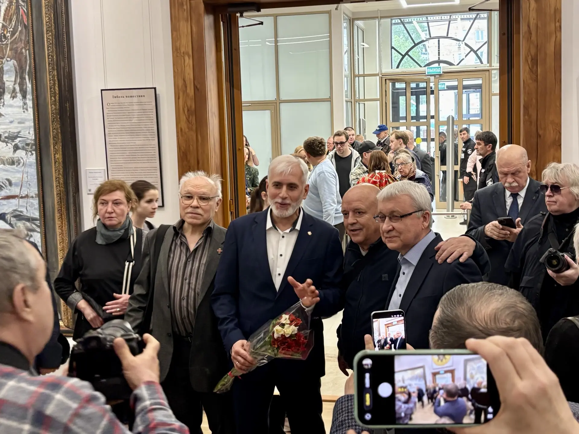 Кто из гостей посетил новую галерею Василия Нестеренко