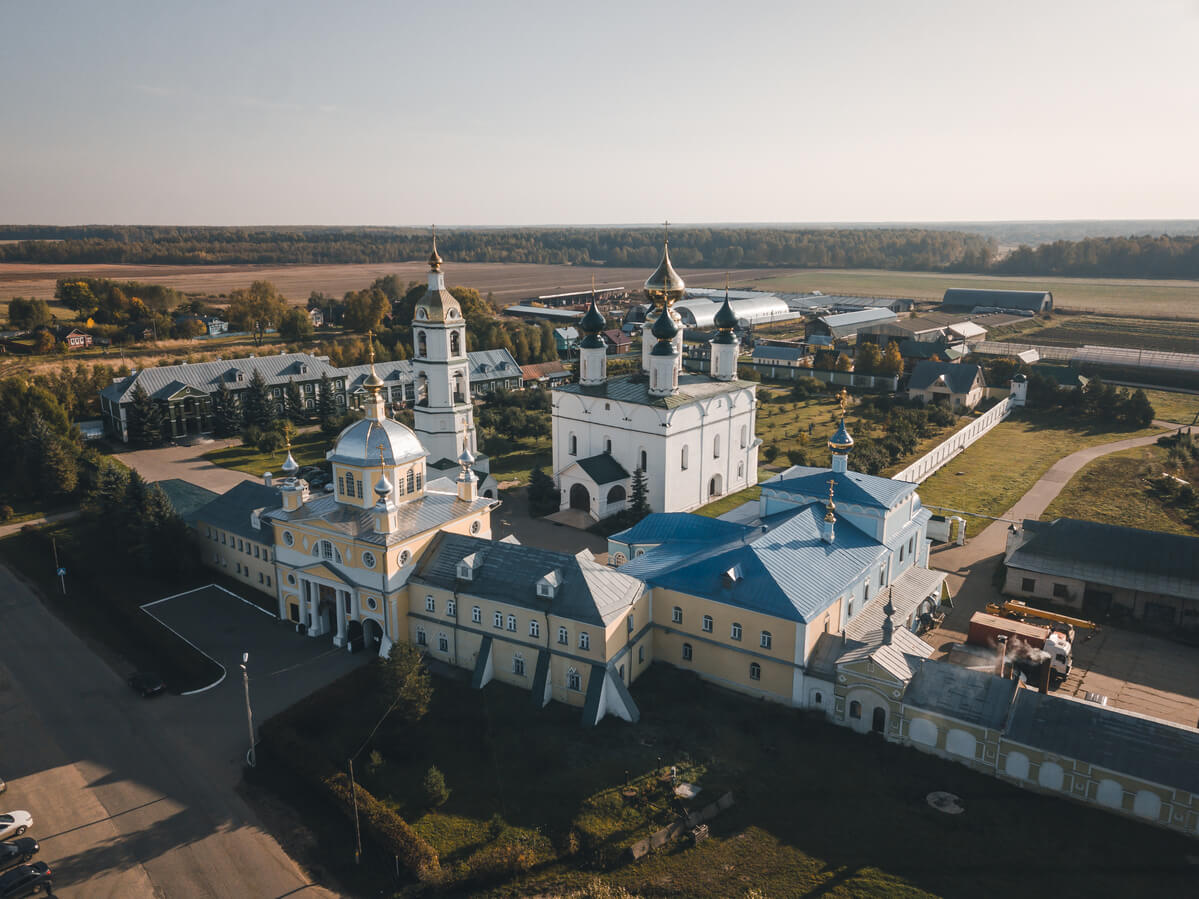 Николо-Шартомский монастырь: история, современность, особенности, адрес