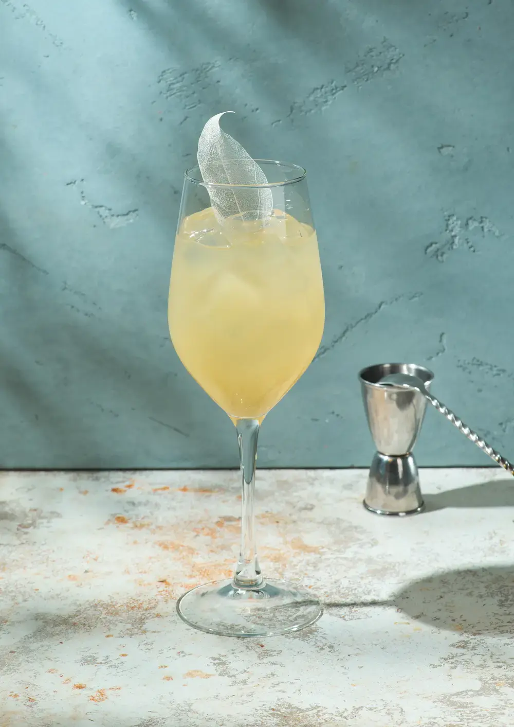 Коктейль VANILLA-BANANA SPRITZ — Drink Boutique