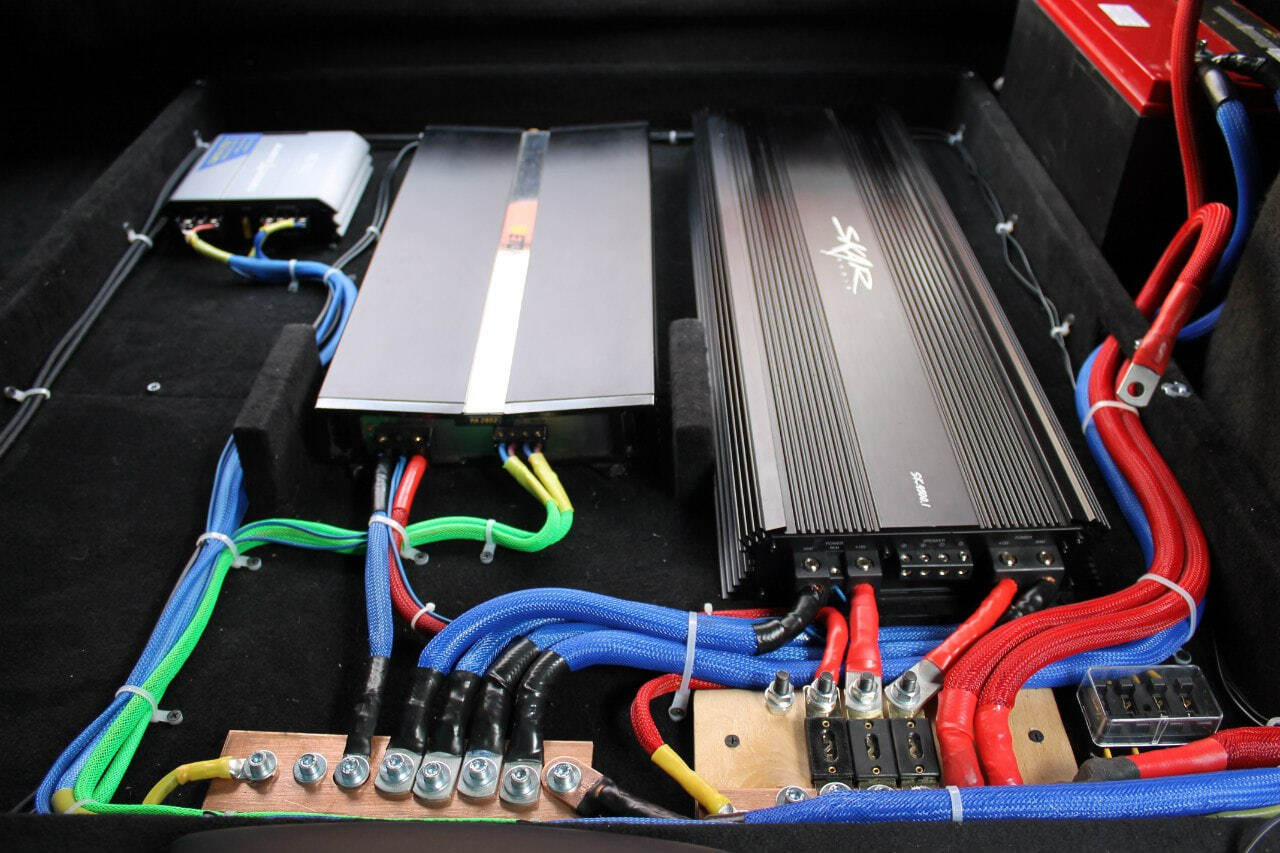 Установка автозвука Hyundai