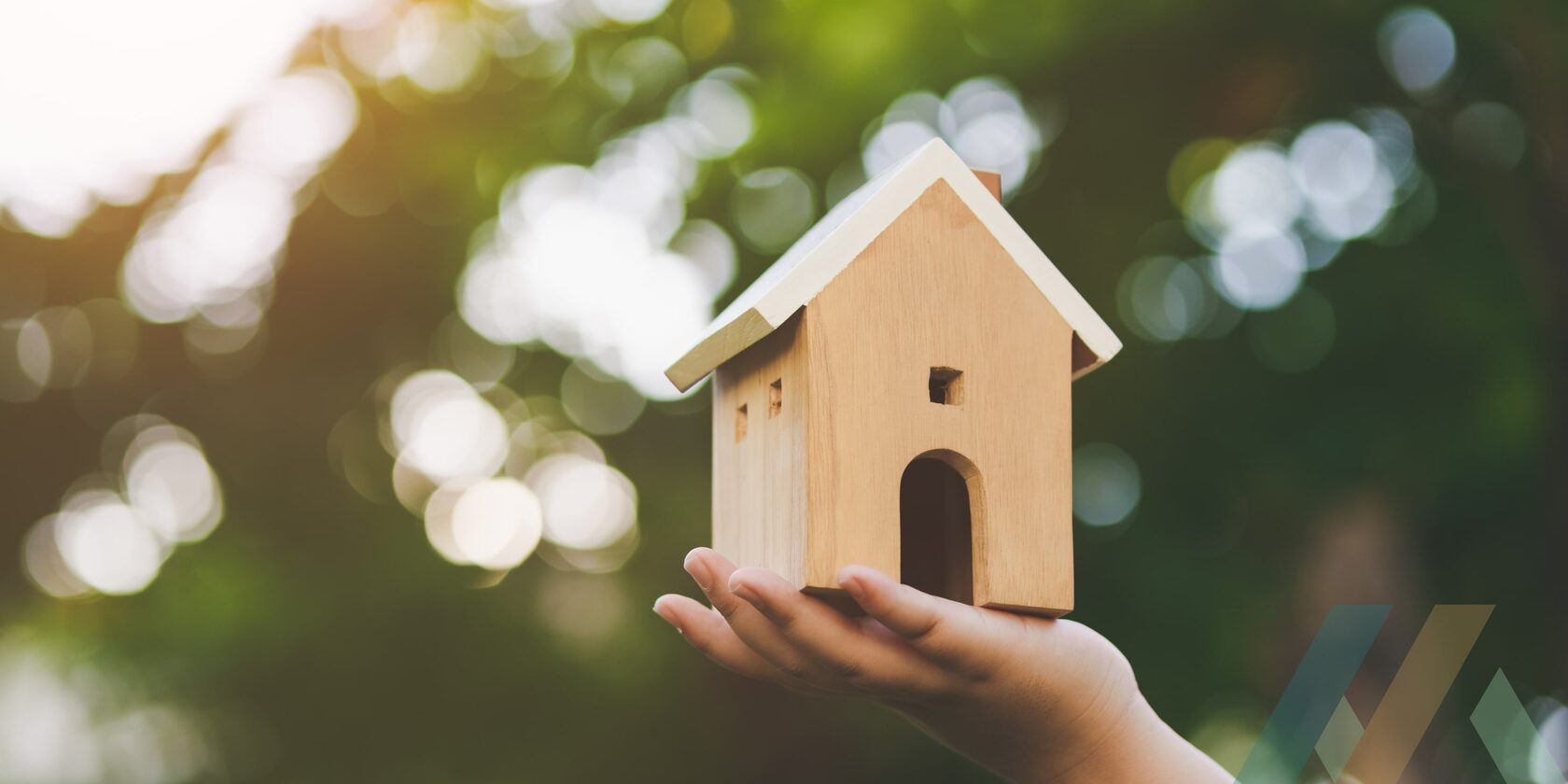 Home insurance Landlords Tenants Rental contracts Civil liability Personal property Risk of damage Real estate market Chișinău Loss of rent Insurance policy