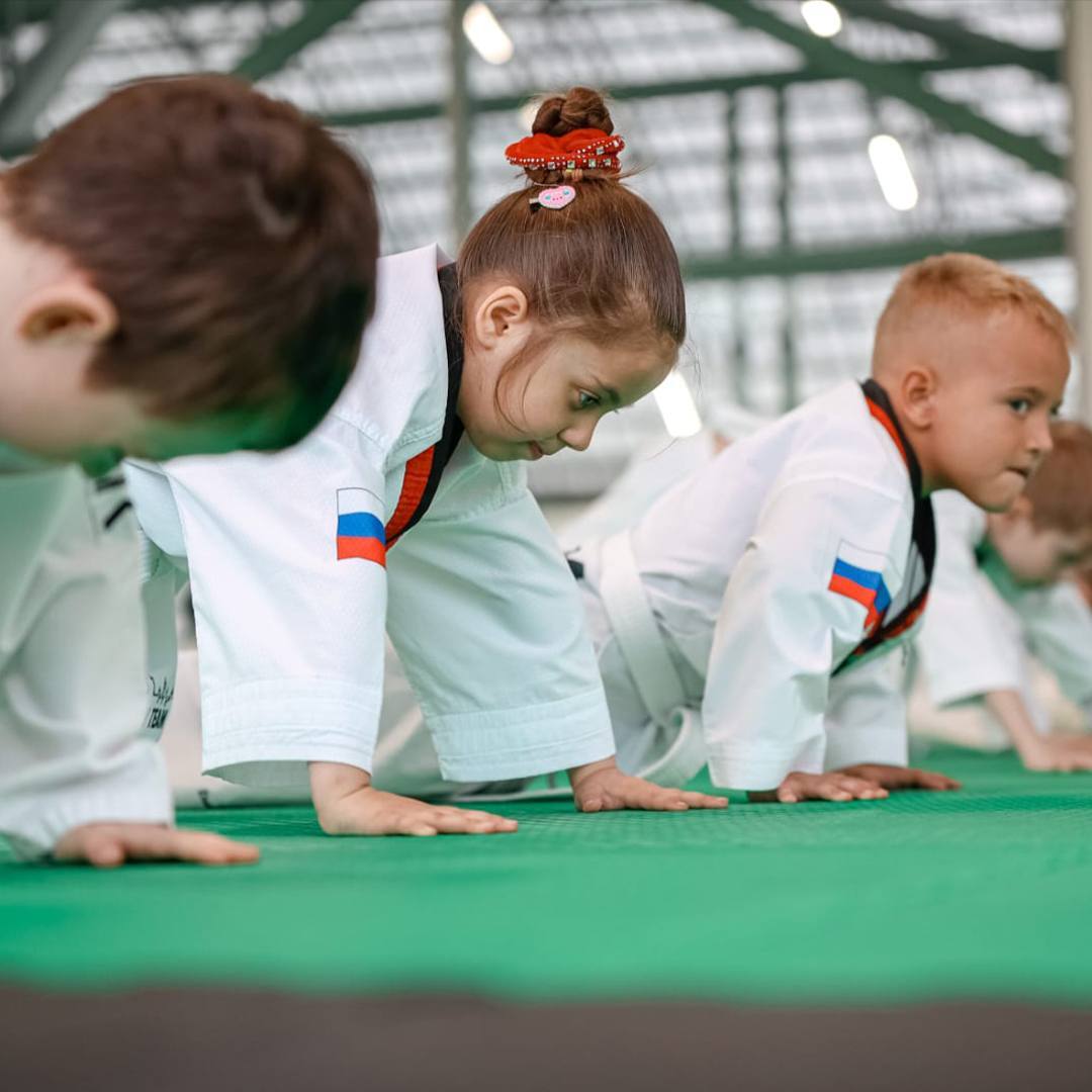 Тхэквондо для детей в академии спорта PlayPark — опытные тренера, низкие  цены в Москве