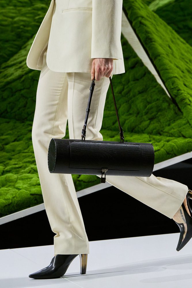СУМКА LOUIS VUITTON FALL 2026 RUNWAY BAG ИЗОБРАЖЕНИЯ 22