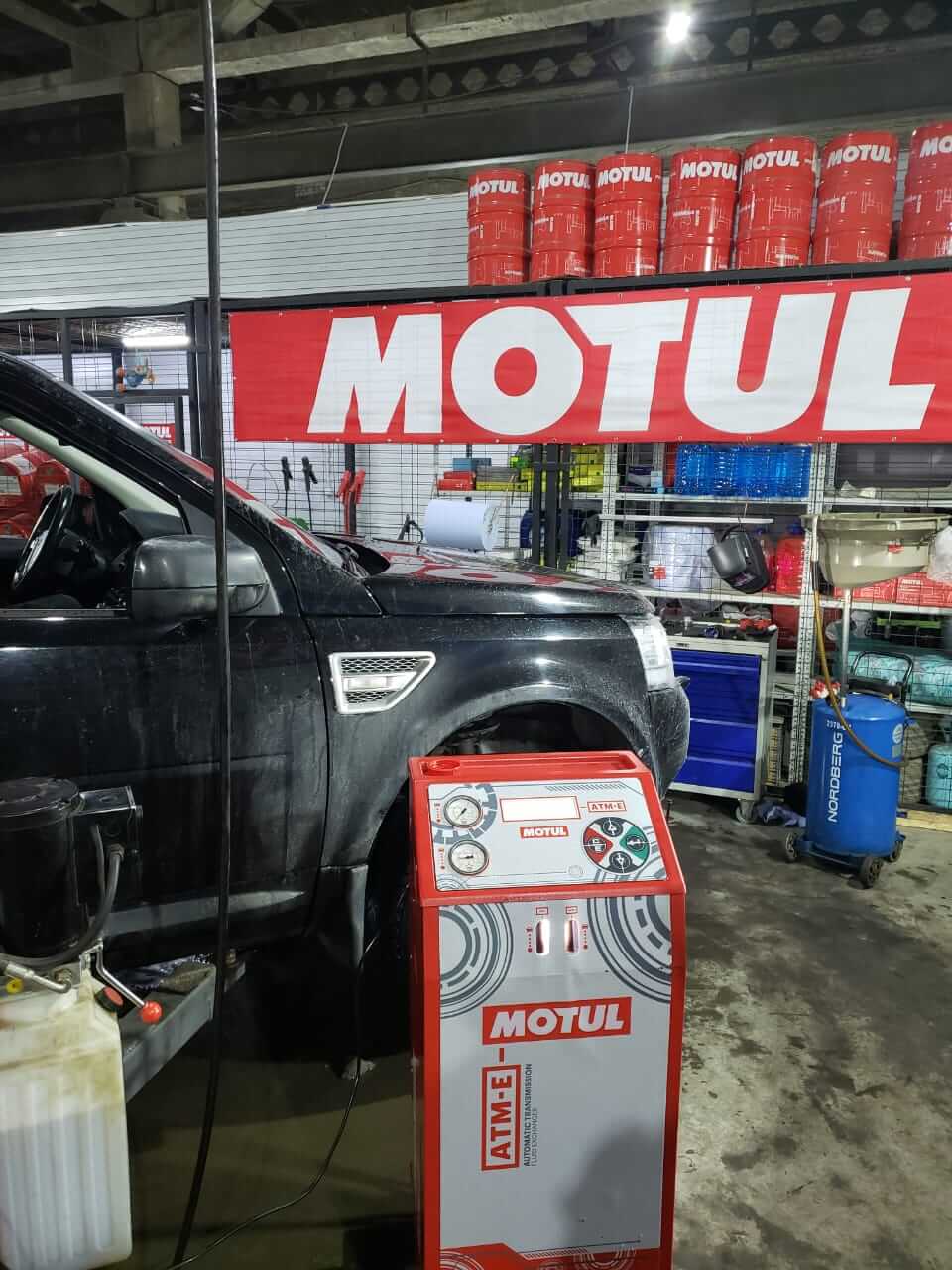 Motul ATF 6. Motul CVT. Масло АКПП мотюль. Motul service.