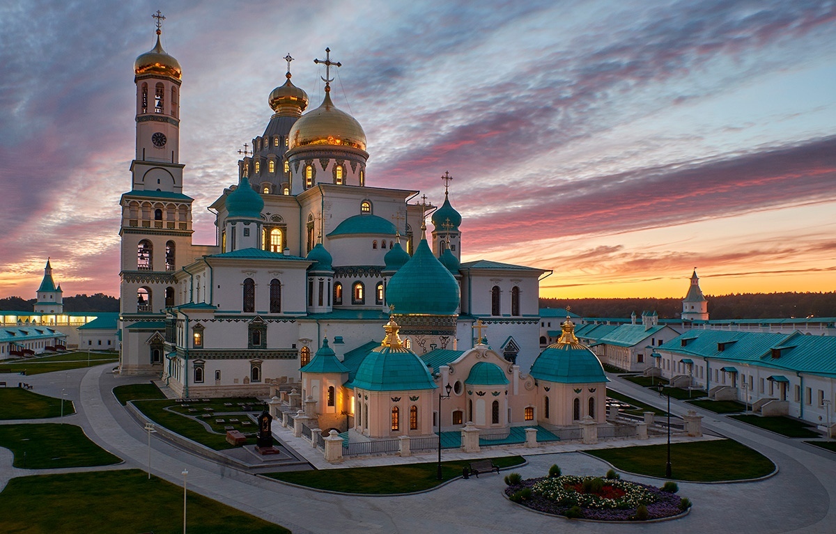 Иерусалим в подмосковье. Новоиерусалимский монастырь в Истре. Воскресенский Новоиерусалимский монастырь Истра. Истра новый Иерусалим монастырь. Новоиерусалимский храм в Истре.