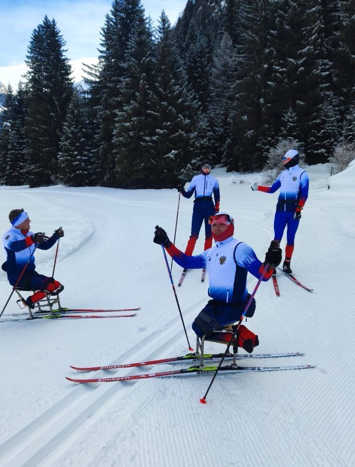 paralimpijcy-v-ehkipirovke-ehrmine-v-milane1