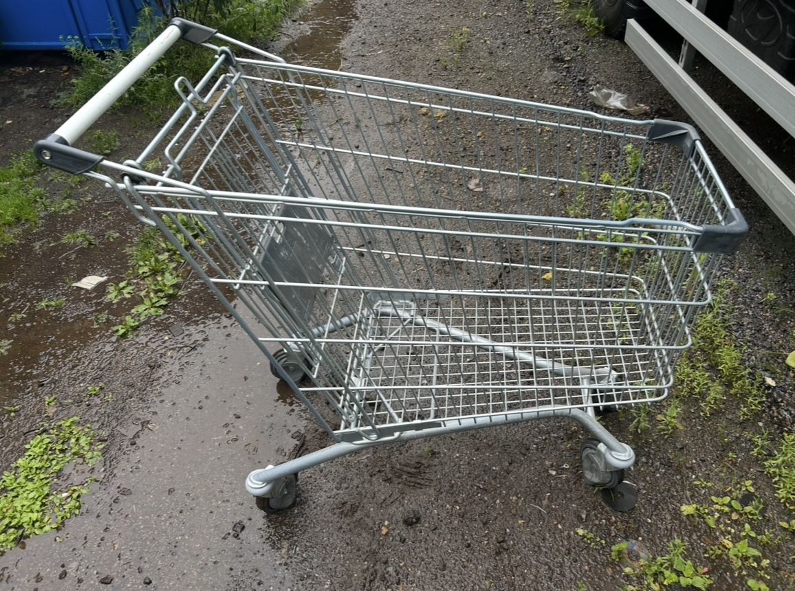 Тележка б/у на 155 литров
