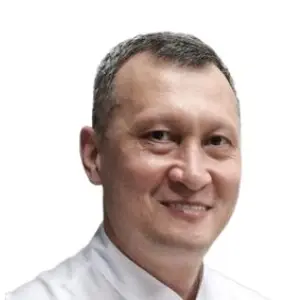 Невролог-вертебролог Азимов Олимджон Аминджонович