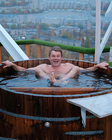 Баня с банщиком и парильщиком на крыше 20 этажа в СПб!