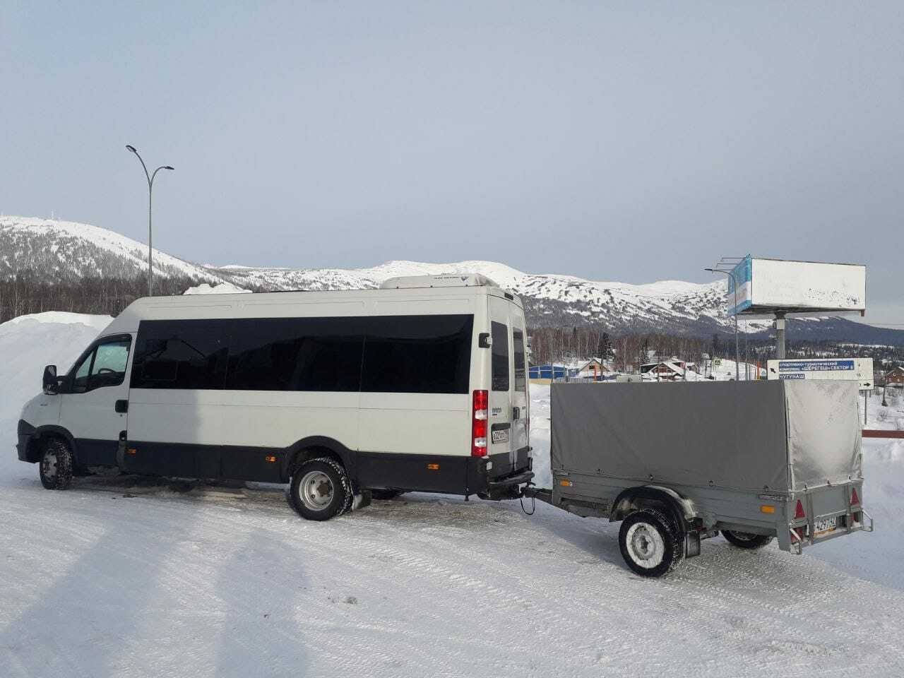 Трансфер сибирь. Автобус Шерегеш Новосибирск. Шерегеш дорога из Новосибирска. Заказ Сибири фото.