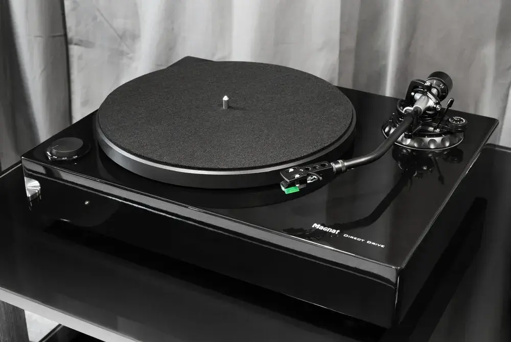 Magnat MTT 990 в audioliga